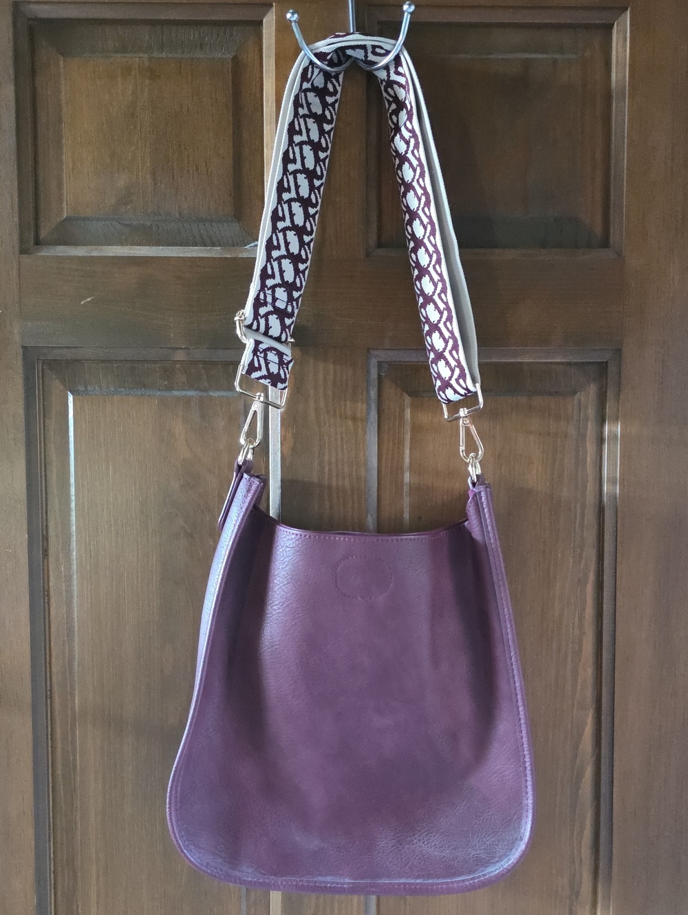 Ah•dorned Faux Leather Crossbody Bag in Wine with Patterned Strap Like New